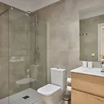 Paseo Suites Hotel
